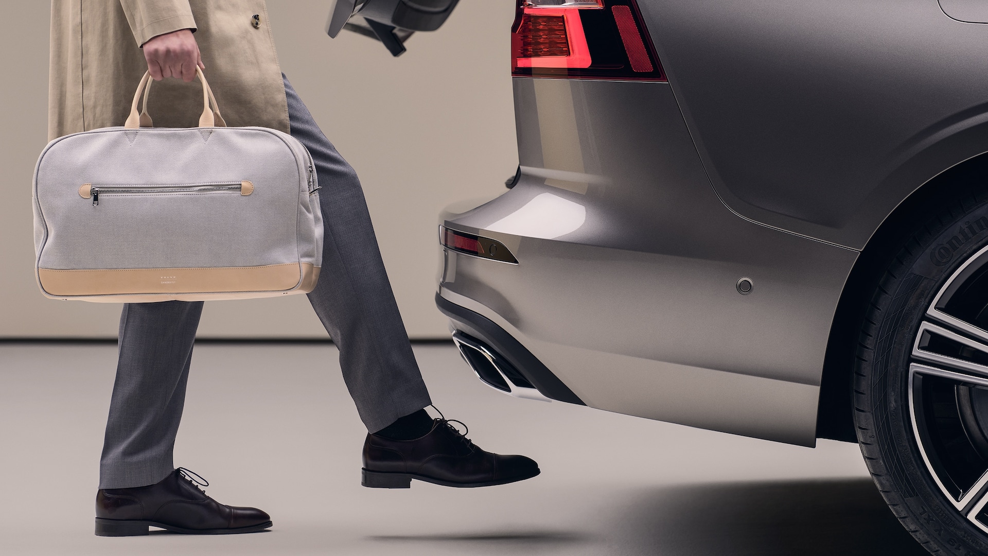 Volvo V60 Recharge Plug-in Hybrid med baklukesensor