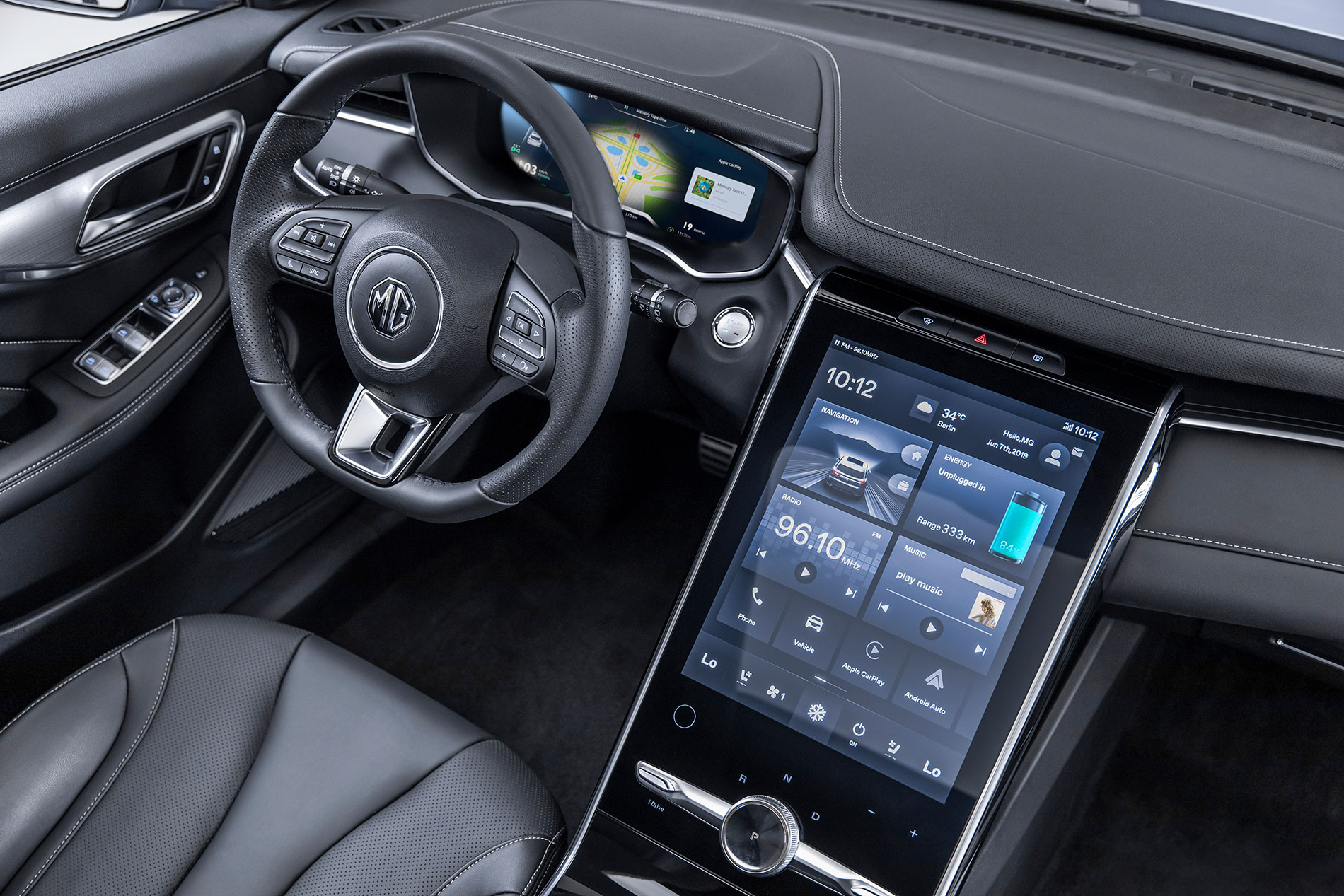 MG MARVEL R dashboard