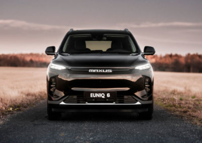 Maxus Euniq6 outside front