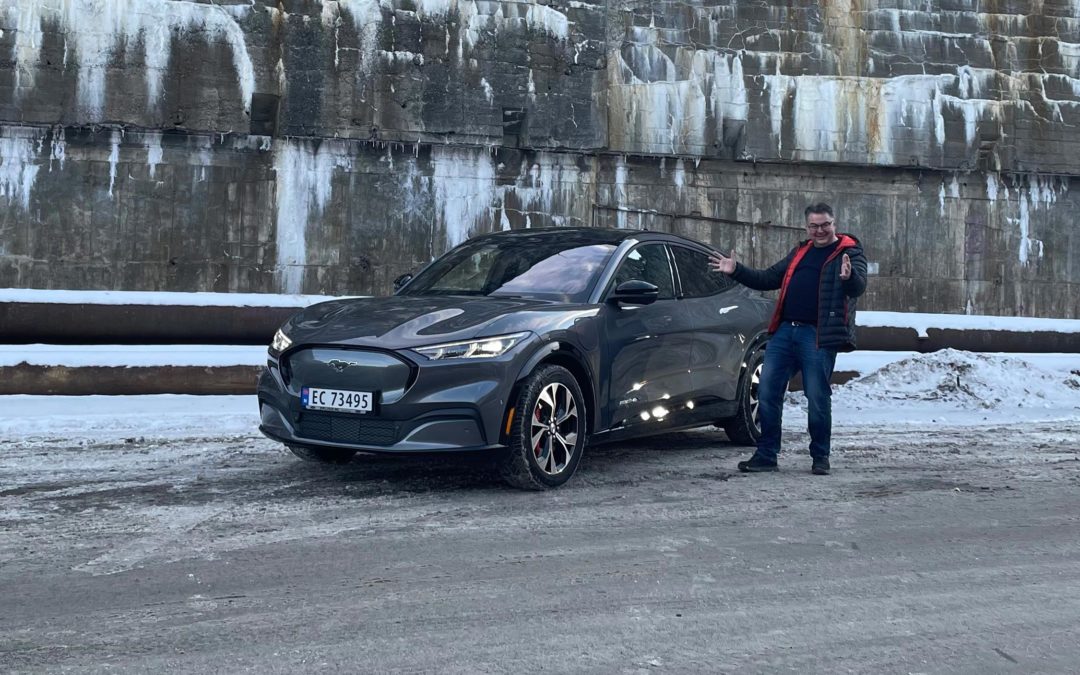 TEKNOFRELSTE ROGER: Derfor er nye Mustang MACH-E det smarteste valget