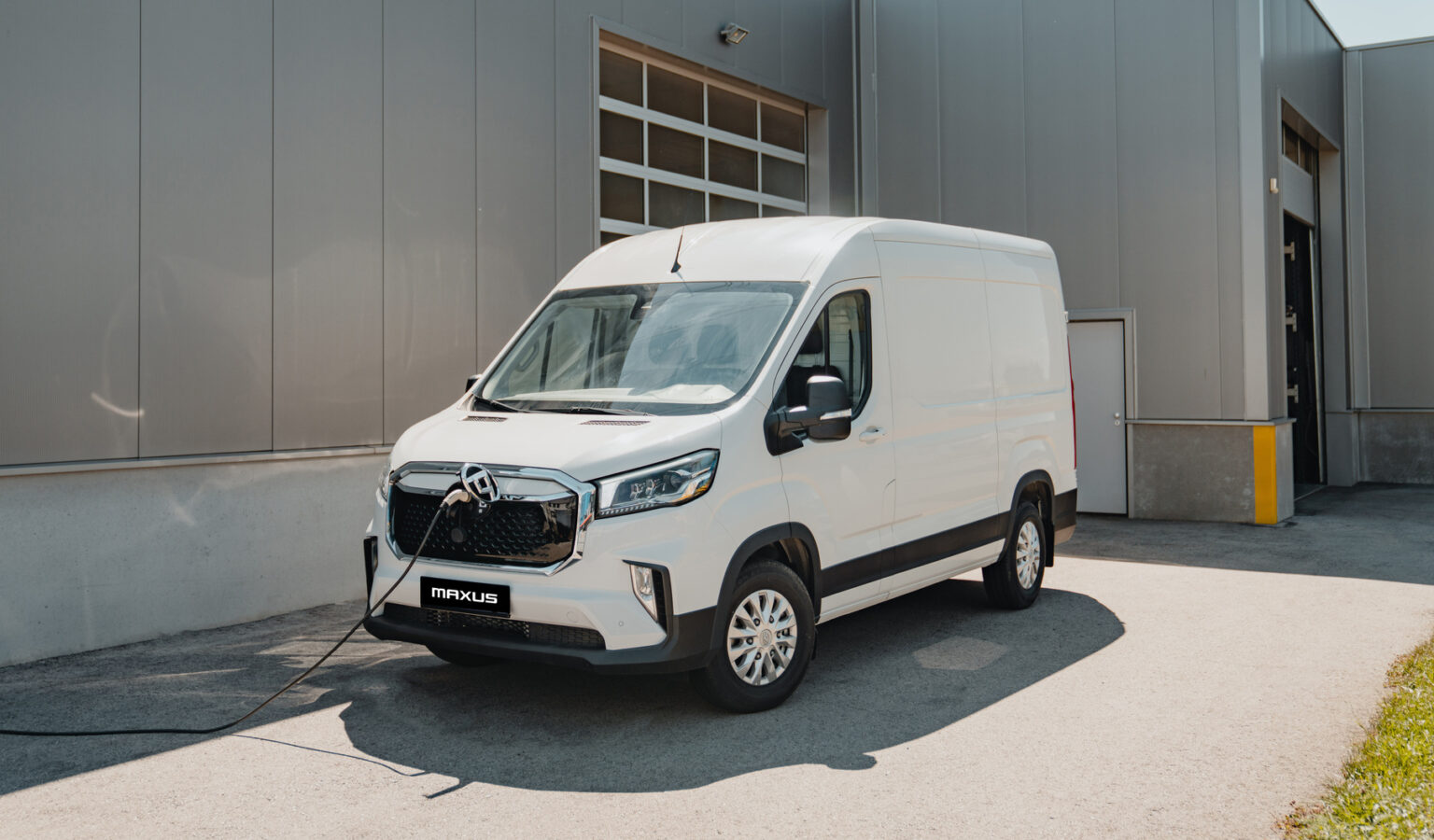 Maxus e-Deliver 9